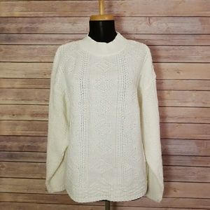 Bobbie Brooks sweater size medium